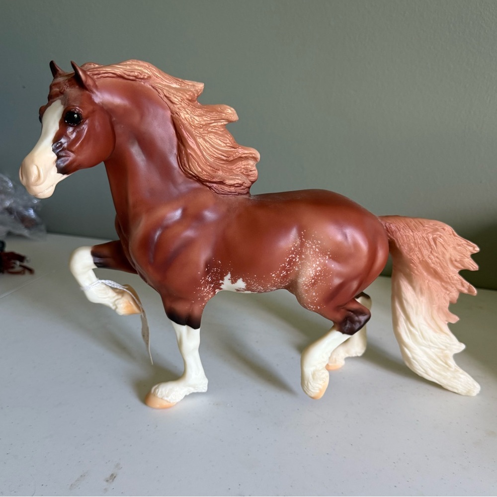 Breyer - Danaway Tango